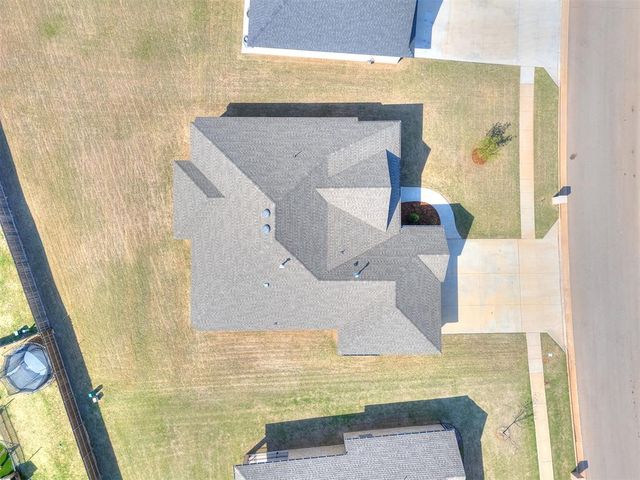 1124 NW 17th Place, Newcastle, OK 73065