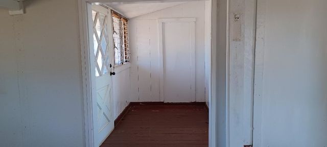 2676 Kalanikahua Rd, Haiku, HI 96708