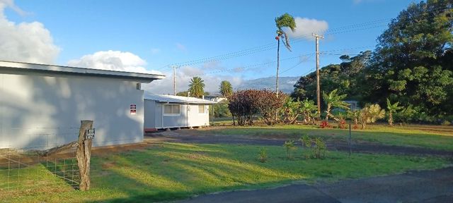 2676 Kalanikahua Rd, Haiku, HI 96708