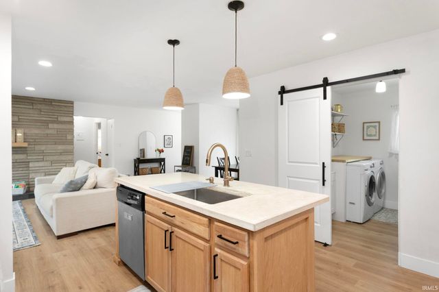 2221 Portage Avenue, South Bend, IN 46616