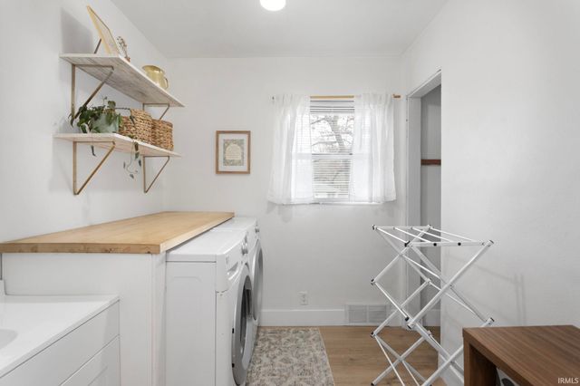 2221 Portage Avenue, South Bend, IN 46616