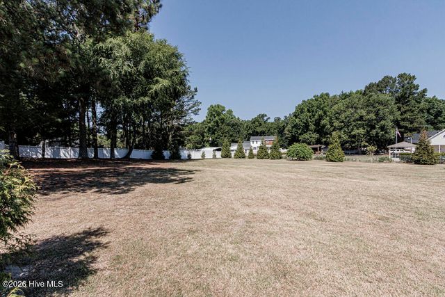 5951 Haywood Drive, Rocky Mount, NC 27803