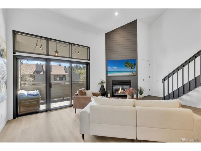 23629 Genesee Village Rd G, Golden, CO 80401
