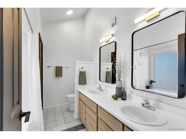 23629 Genesee Village Rd G, Golden, CO 80401