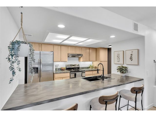 23629 Genesee Village Rd G, Golden, CO 80401