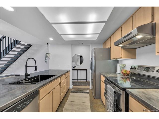 23629 Genesee Village Rd G, Golden, CO 80401