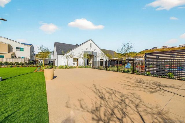 307 Seedling Way, Fallbrook, CA 92028