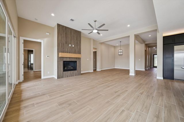 606 Appia Drive, Kemah, TX 77565