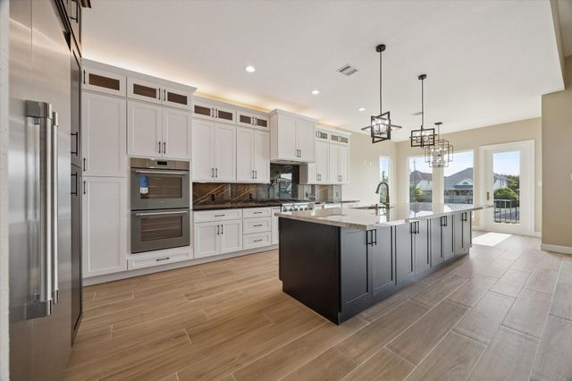 606 Appia Drive, Kemah, TX 77565