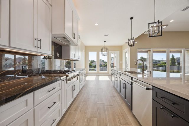 606 Appia Drive, Kemah, TX 77565