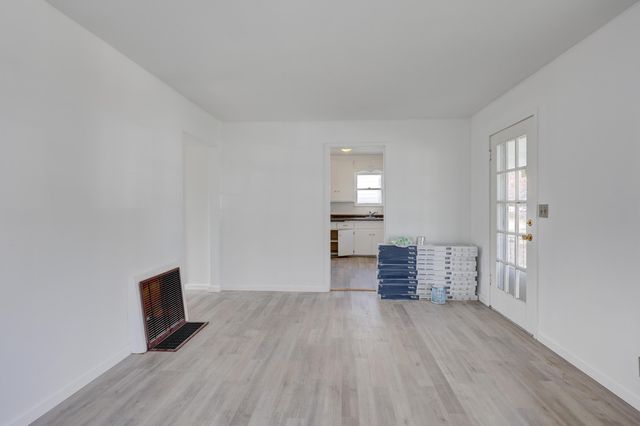 1014 Sycamore, Carthage, MO 64836