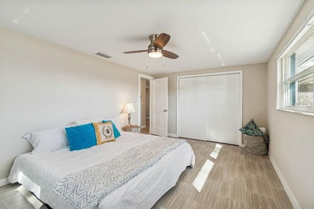 1147 RUSHMORE DRIVE, Holiday, FL 34690