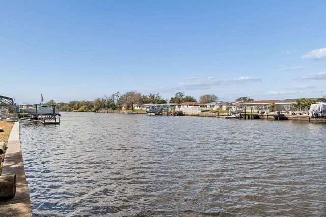 1147 RUSHMORE DRIVE, Holiday, FL 34690