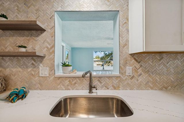 1147 RUSHMORE DRIVE, Holiday, FL 34690