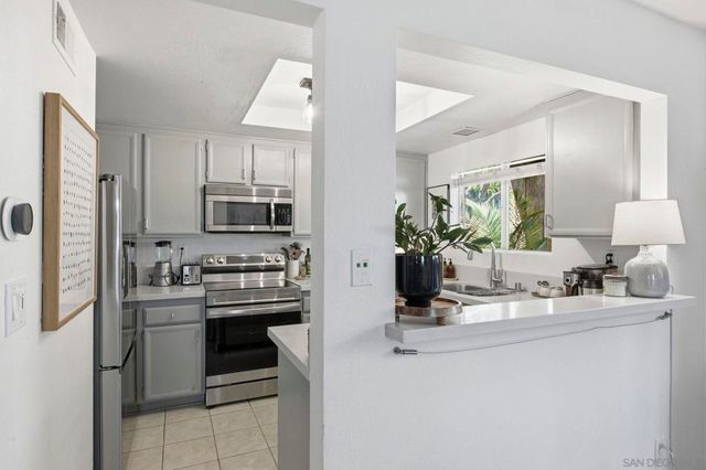 7421 Mission Trails Dr 132, Santee, CA 92071