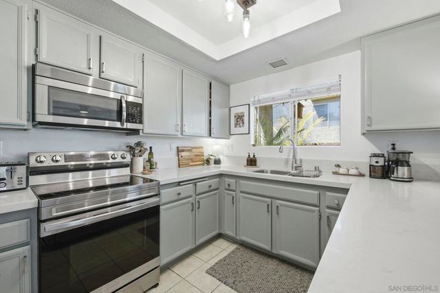 7421 Mission Trails Dr 132, Santee, CA 92071
