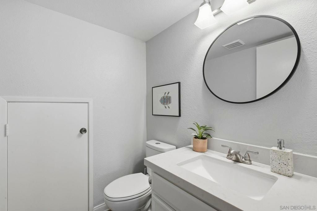 Image 17 of property listing at 7421 Mission Trails Dr 132, Santee, CA 92071