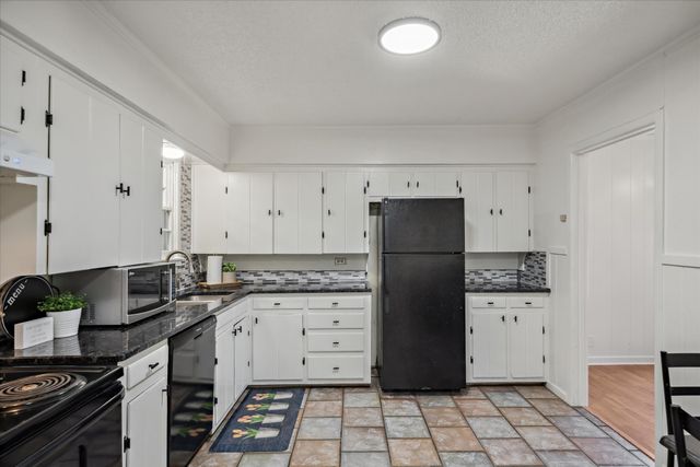 1460 Forrest Drive, Canton, TX 75103