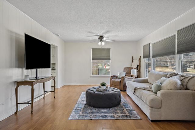 1460 Forrest Drive, Canton, TX 75103