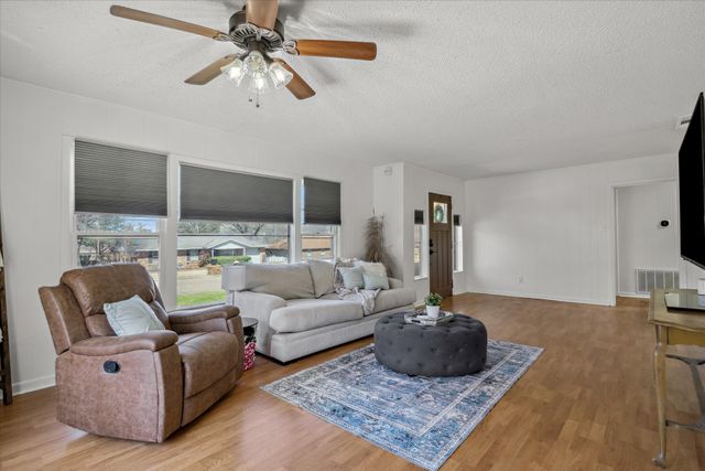 1460 Forrest Drive, Canton, TX 75103