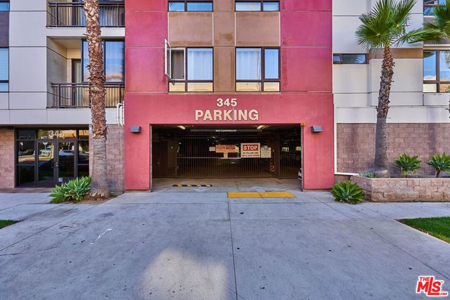 345 S Gramercy Place PH2, Los Angeles, CA 90020