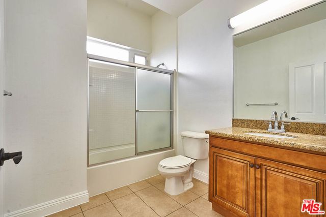 345 S Gramercy Place PH2, Los Angeles, CA 90020