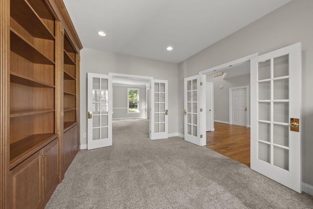 4862 Vista Ridge Drive, Dublin, OH 43017