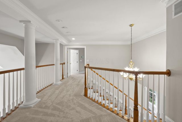 4862 Vista Ridge Drive, Dublin, OH 43017
