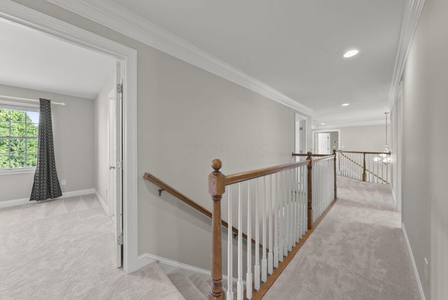 4862 Vista Ridge Drive, Dublin, OH 43017