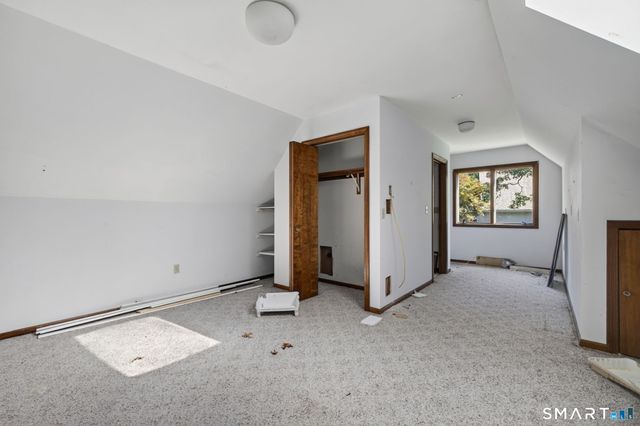 9 Mansewood Road, Old Lyme, CT 06371
