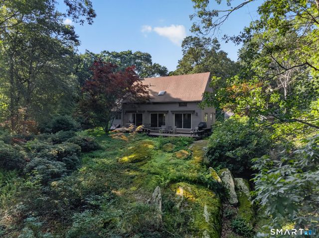 9 Mansewood Road, Old Lyme, CT 06371