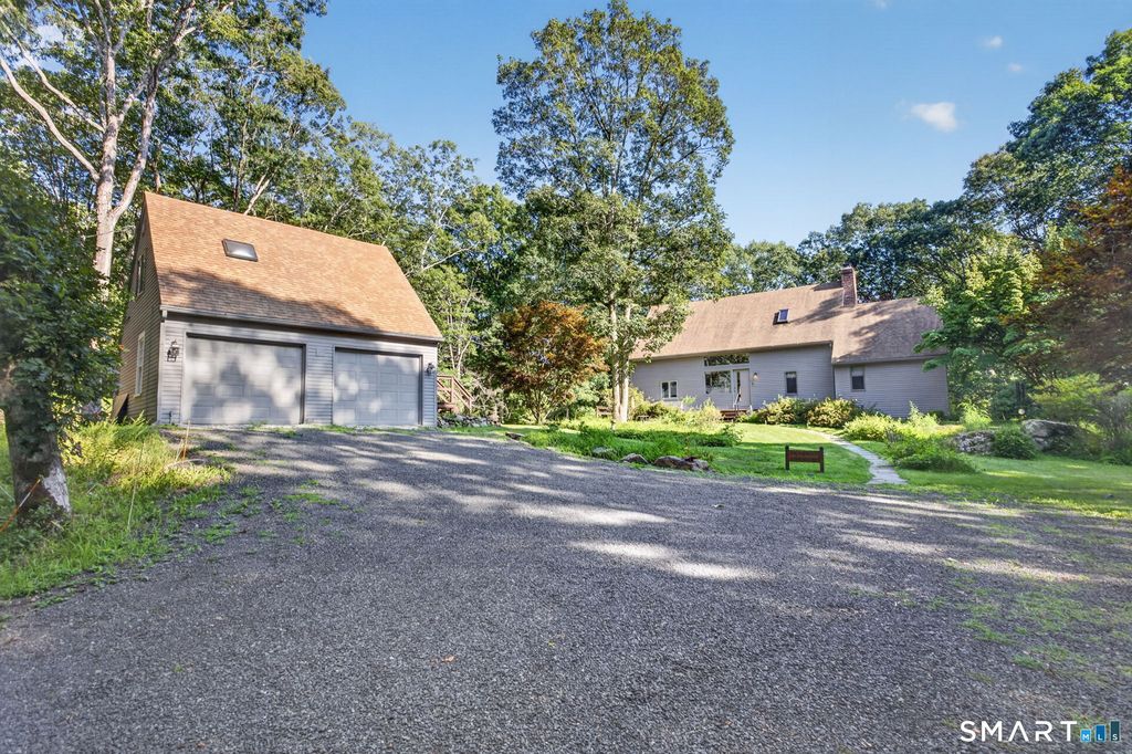 9 Mansewood Road, Old Lyme, CT 06371
