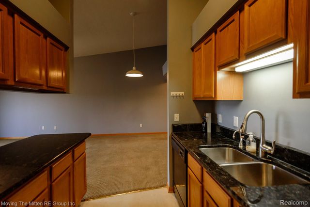 46075 Tallgrass Court, Van Buren Charter Township, MI 48111