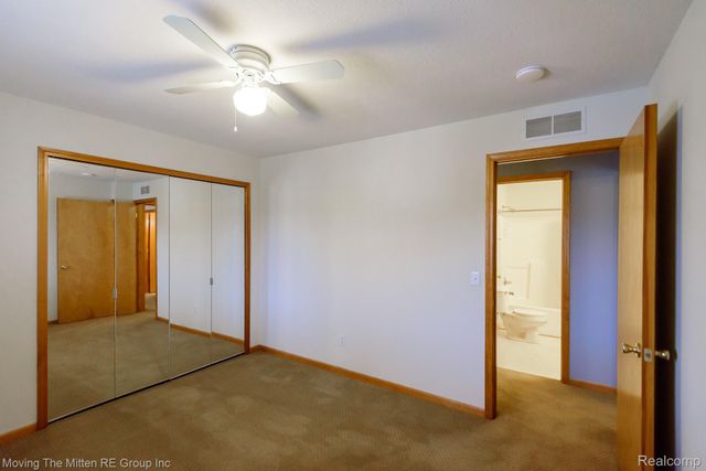 46075 Tallgrass Court, Van Buren Charter Township, MI 48111