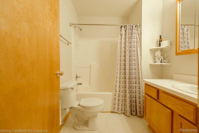 46075 Tallgrass Court, Van Buren Charter Township, MI 48111