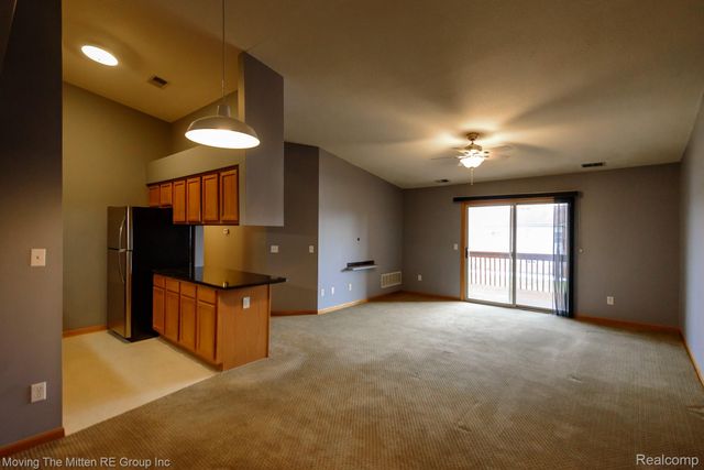 46075 Tallgrass Court, Van Buren Charter Township, MI 48111