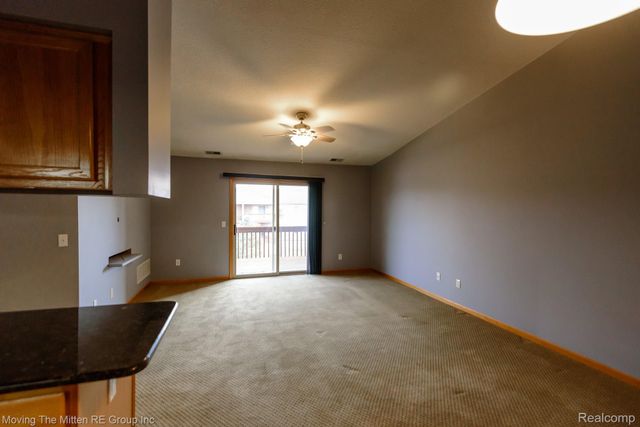 46075 Tallgrass Court, Van Buren Charter Township, MI 48111