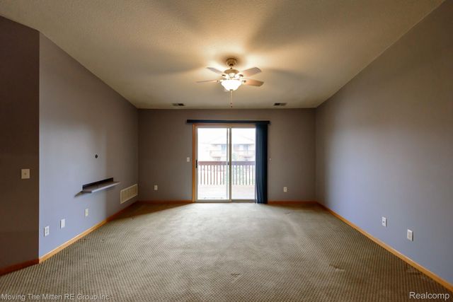 46075 Tallgrass Court, Van Buren Charter Township, MI 48111