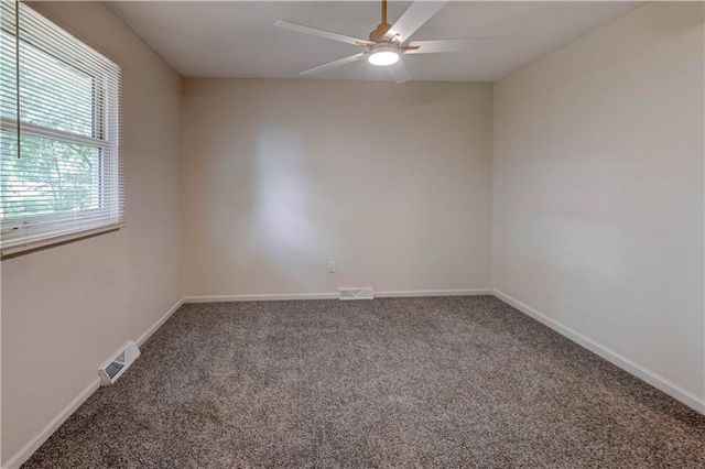 110 Erin Street, Buckner, MO 64016