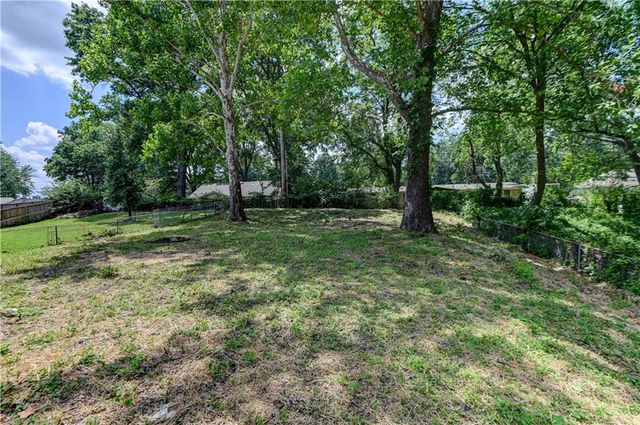 110 Erin Street, Buckner, MO 64016