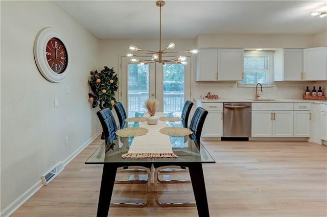 110 Erin Street, Buckner, MO 64016