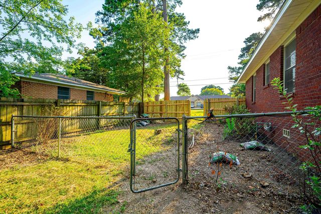 1502 McCann Rd, Longview, TX 75601