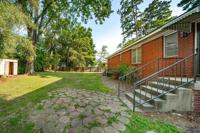 1502 McCann Rd, Longview, TX 75601