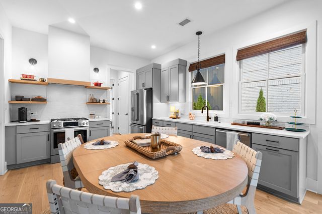 305 High Street, Fayetteville, GA 30214