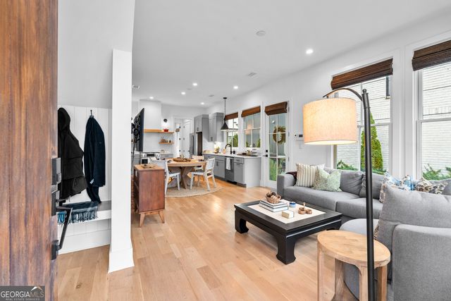 305 High Street, Fayetteville, GA 30214