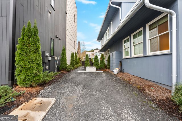 305 High Street, Fayetteville, GA 30214