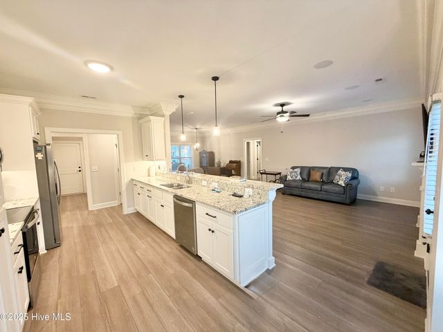 425 Cheltenham Drive, Greenville, NC 27834