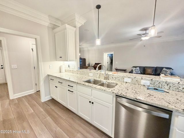 425 Cheltenham Drive, Greenville, NC 27834