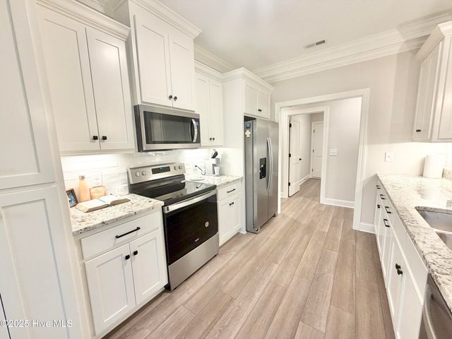 425 Cheltenham Drive, Greenville, NC 27834