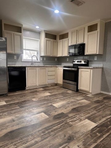 476 Masthead Road, Mabank, TX 75156